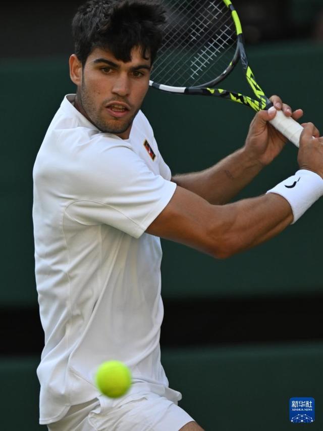 境中占据一 境中占据一